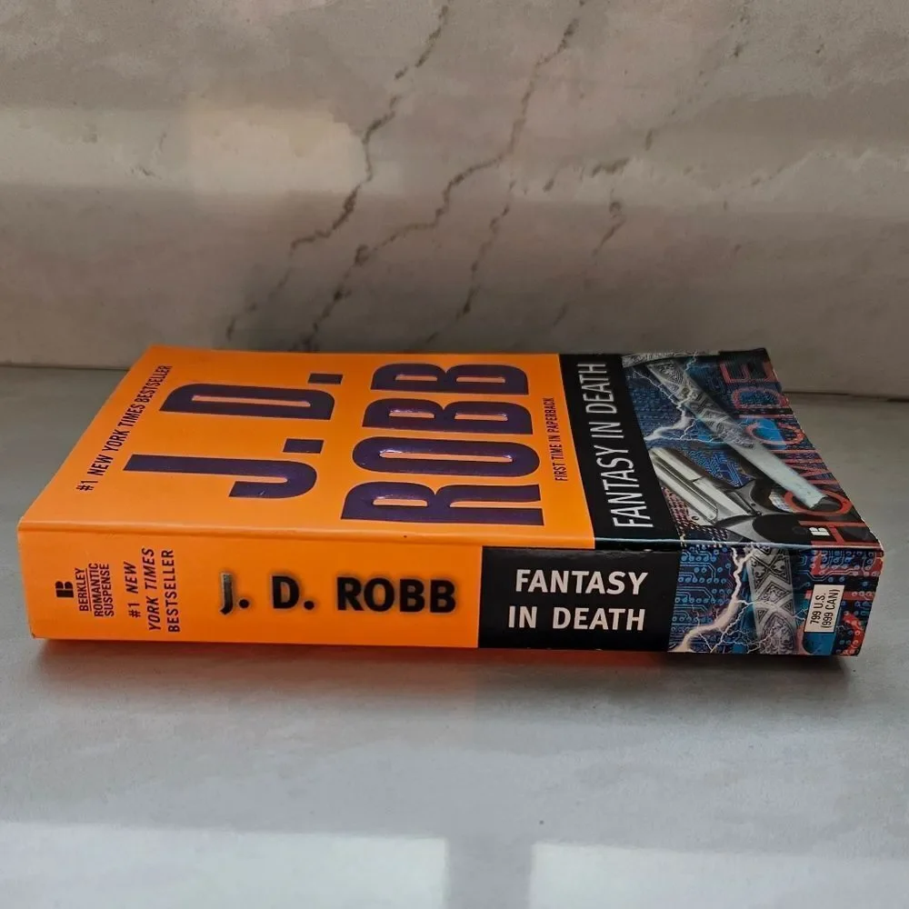 J.D. Robb 'Fantasy in Death' Paperback